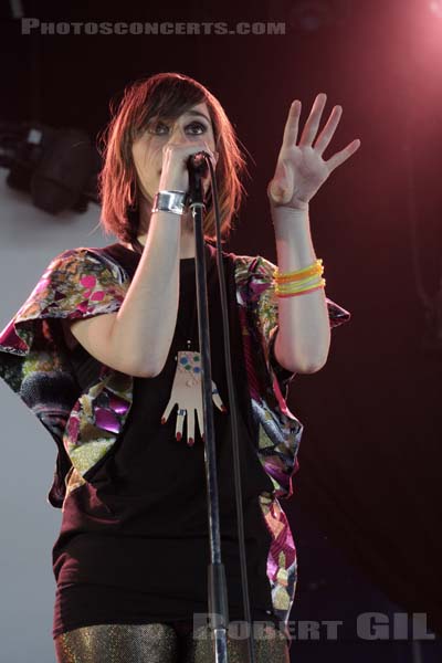 YELLE - 2008-07-06 - PARIS - Hippodrome de Longchamp - 